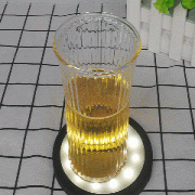 創意LED燈防燙水杯硅膠墊_硅膠墊}